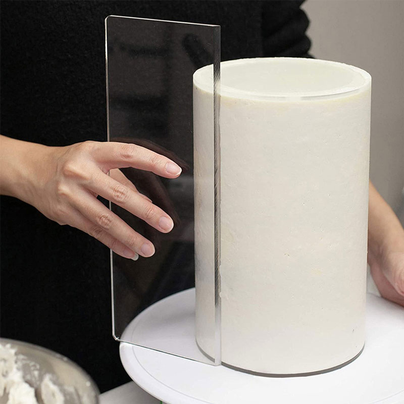 Cake Decorating Turntable - 11.81インチと7.87インチの大型透明アクリルケーキスクレーパーは、より滑らかな長方形の家庭用ツール、キッチンアクセサリーです。