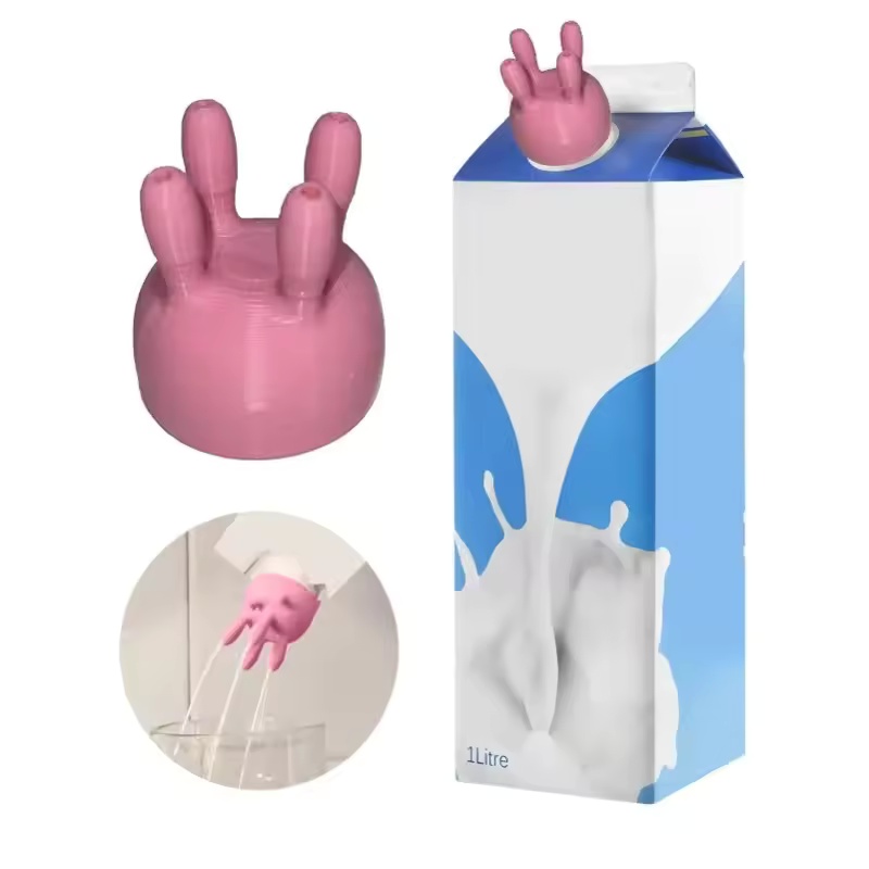 3Dプリント製の新しい牛型ミルクキャップ - 牛の乳房を模し - Kitchen Gadgets To 3D Print のレビューと価格