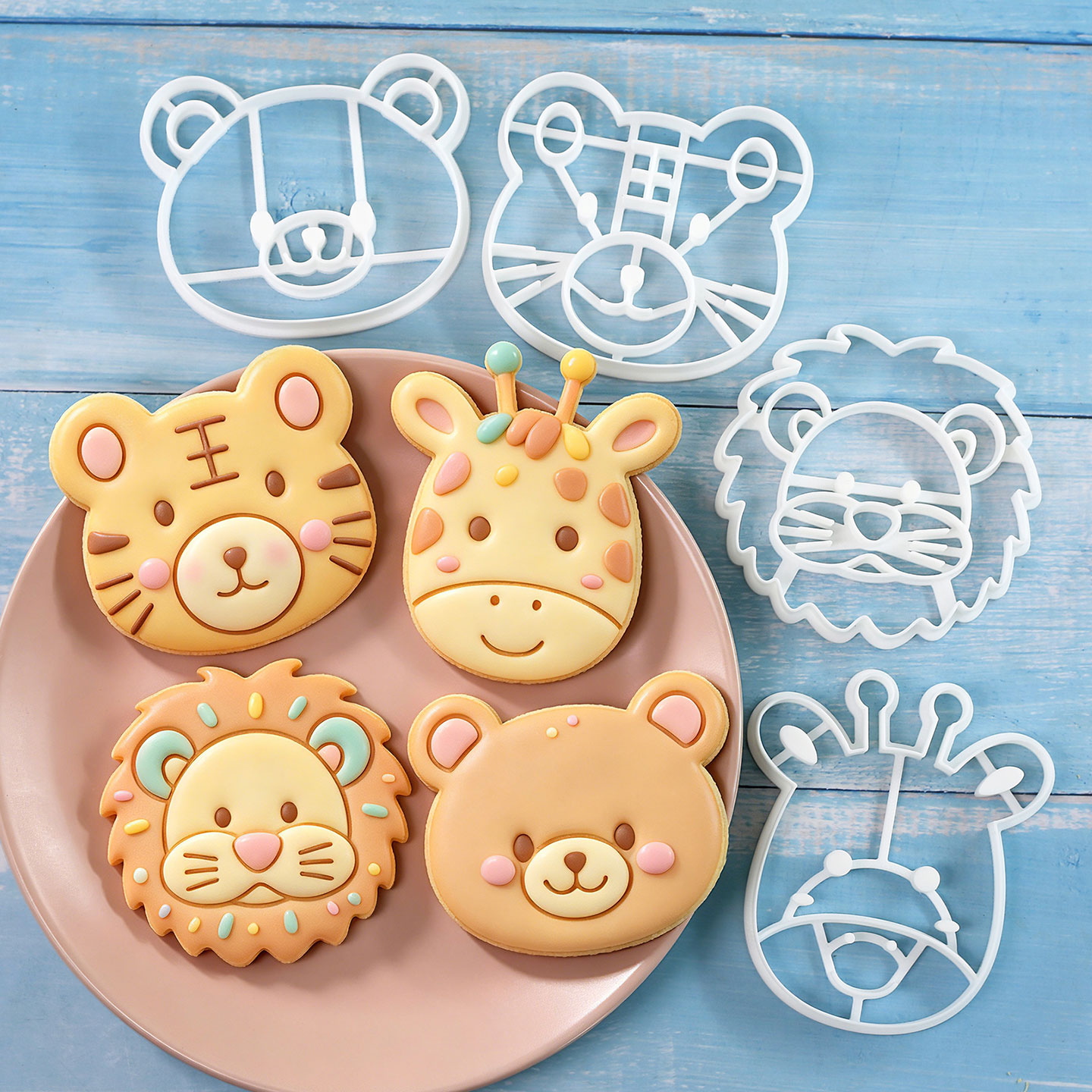 4個入り動物型クッキーカッターセット 3Dキュートなライオン - Kitchen Gadgets Set のレビューと価格