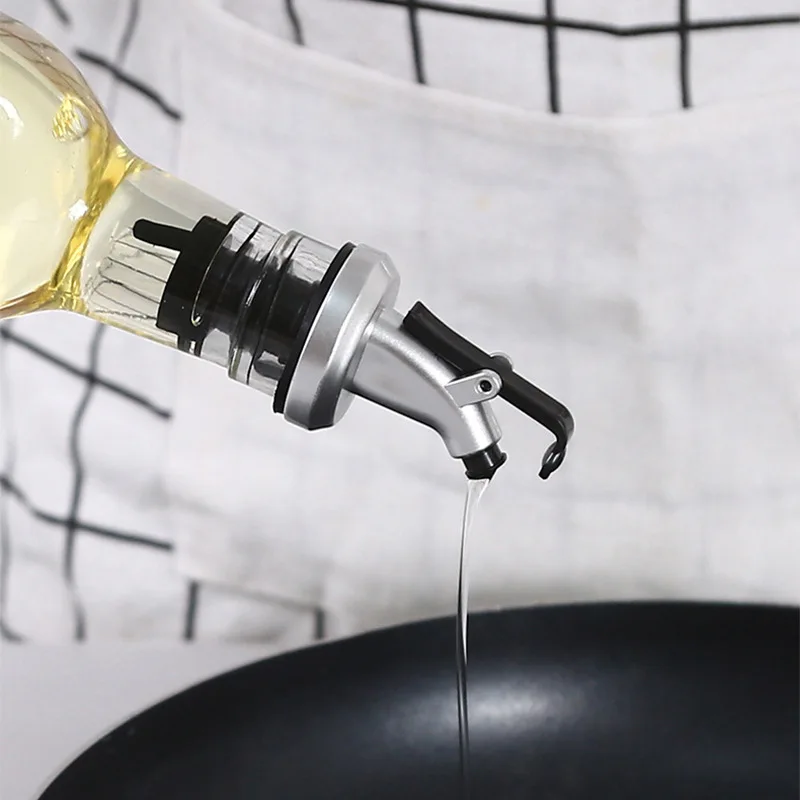 新しいオリーブオイルディスペンサー噴霧器酒油ボトルストッパー - Kitchen Gadgets Oil Spray のレビューと価格